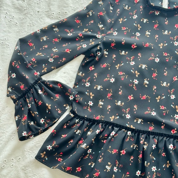 Zara Floral Blouse with Bell Sleeves (Size S) - Picture 3 of 4